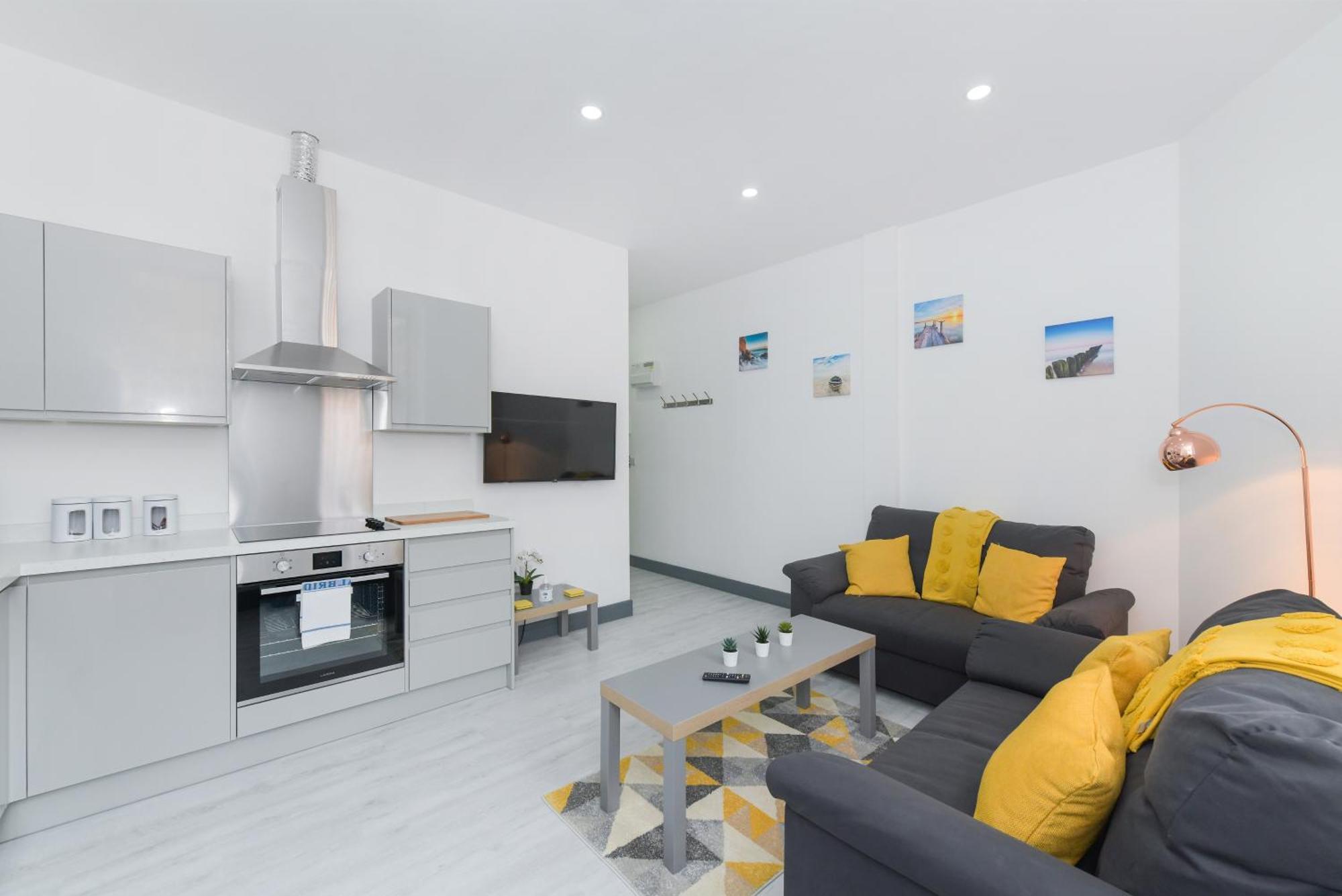 Nottingham City Centre Short Stay Apartments With Parking Værelse billede